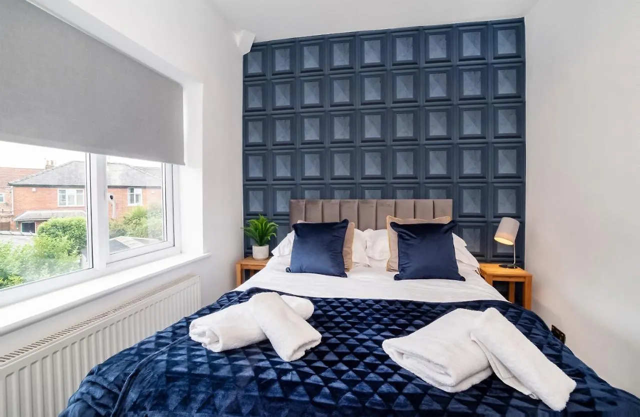 Stylish Hot Tub House With Free Parking! Villa York Holiday home