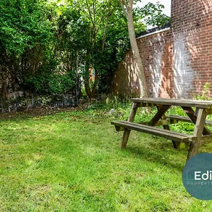https://2-bedroom-maisonette-in-central-southampton.tophotelsbath.com